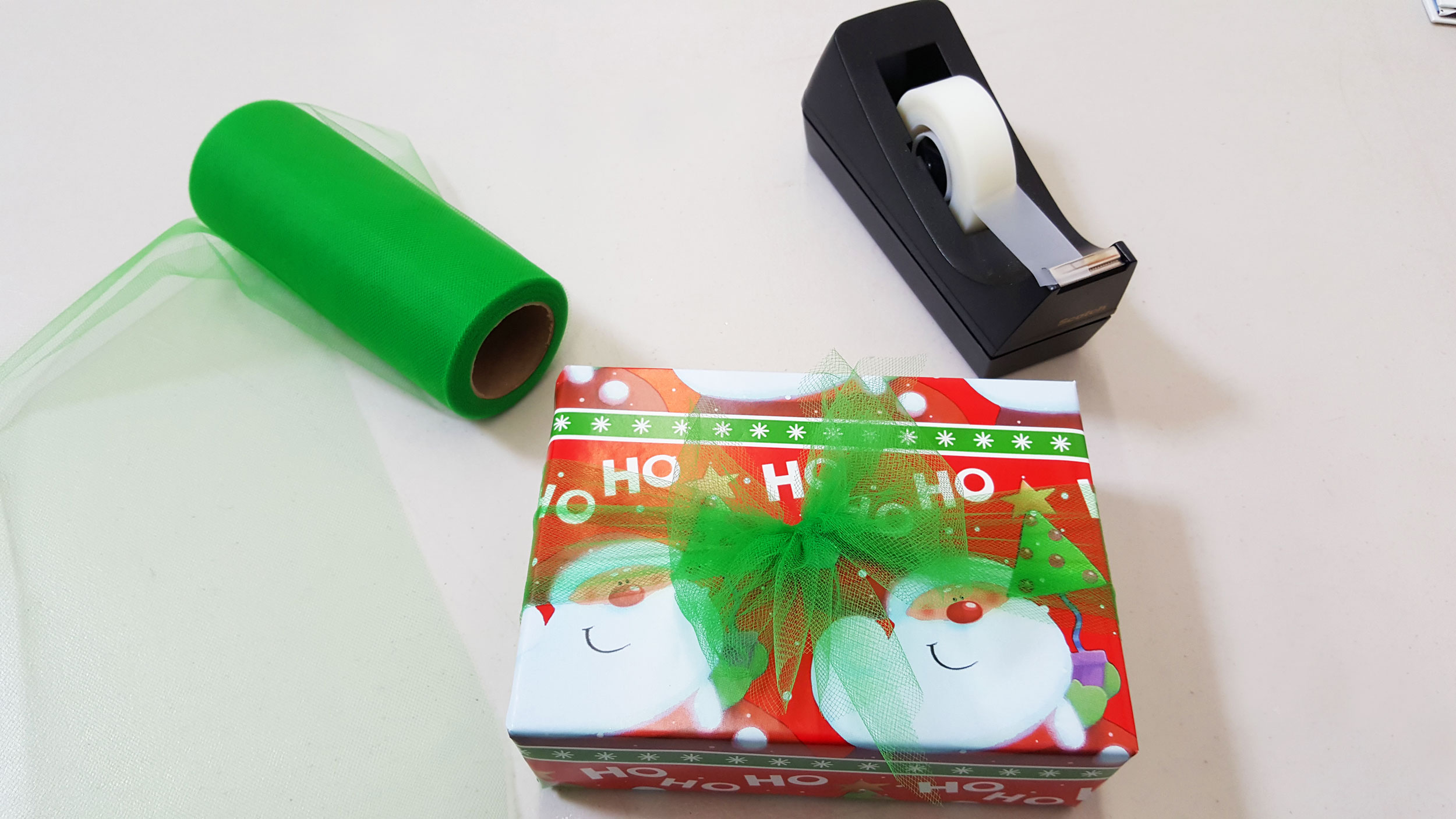 Gift Wrapping For Beginners Step 4