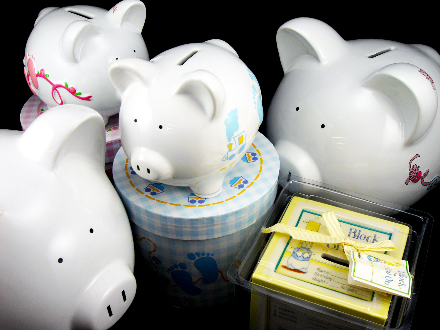personalized baby gifts - piggy banks