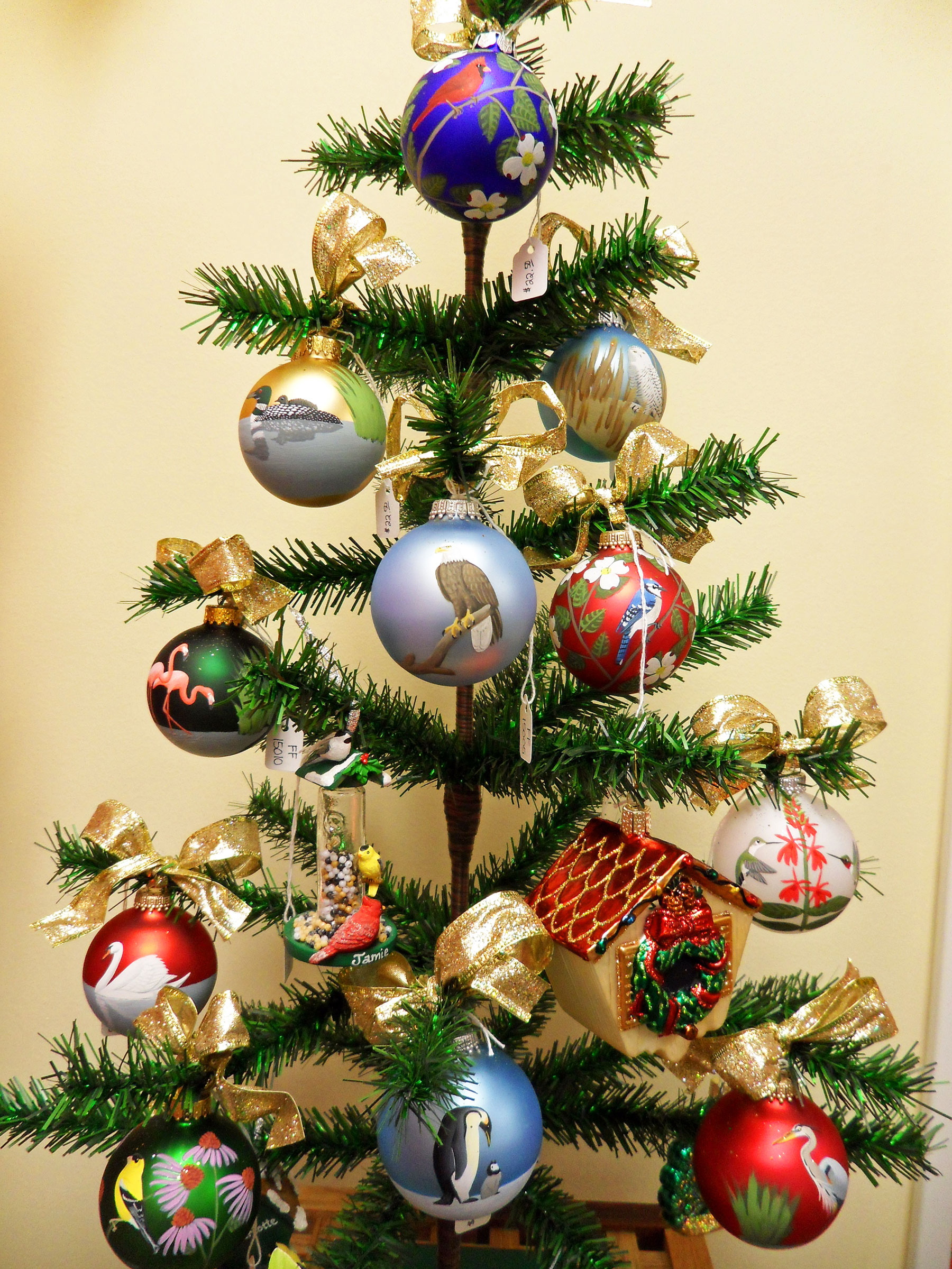 Bird ornaments tree