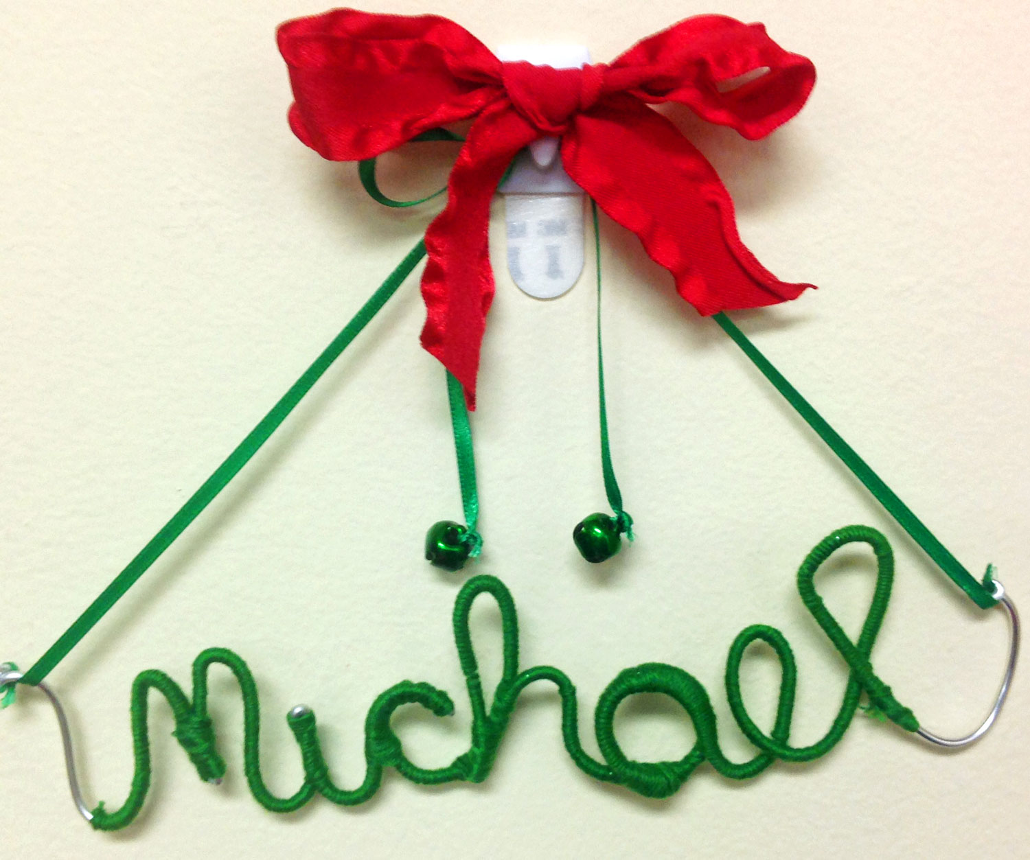 personalized-ornaments-Fina