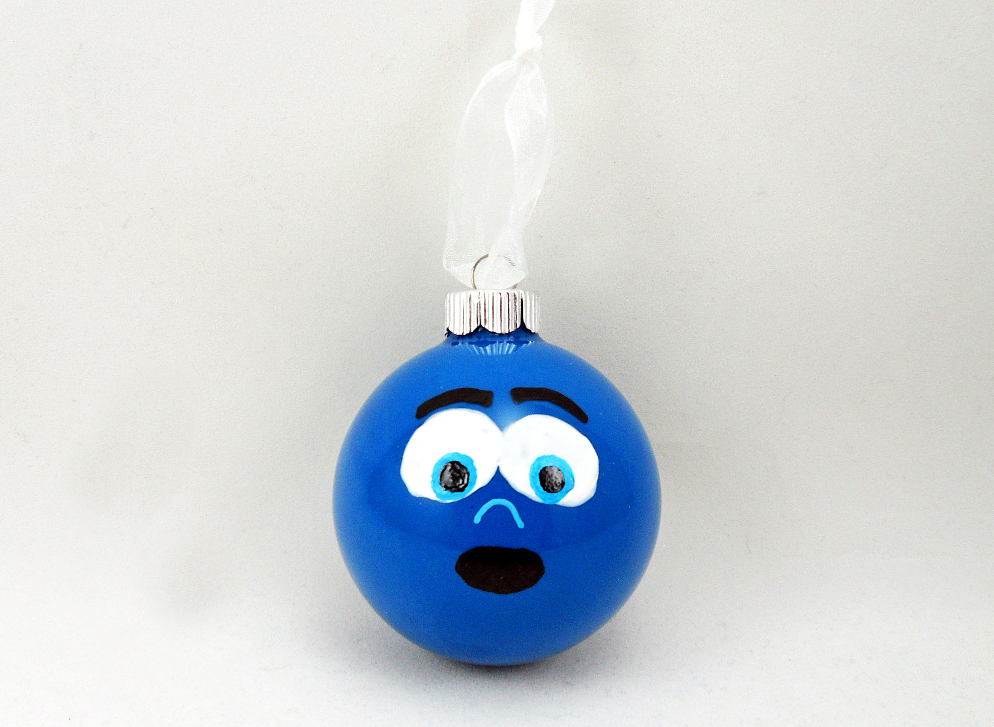 Ribbon placed through top of DIY Smurf ornament | Ornament Shop
