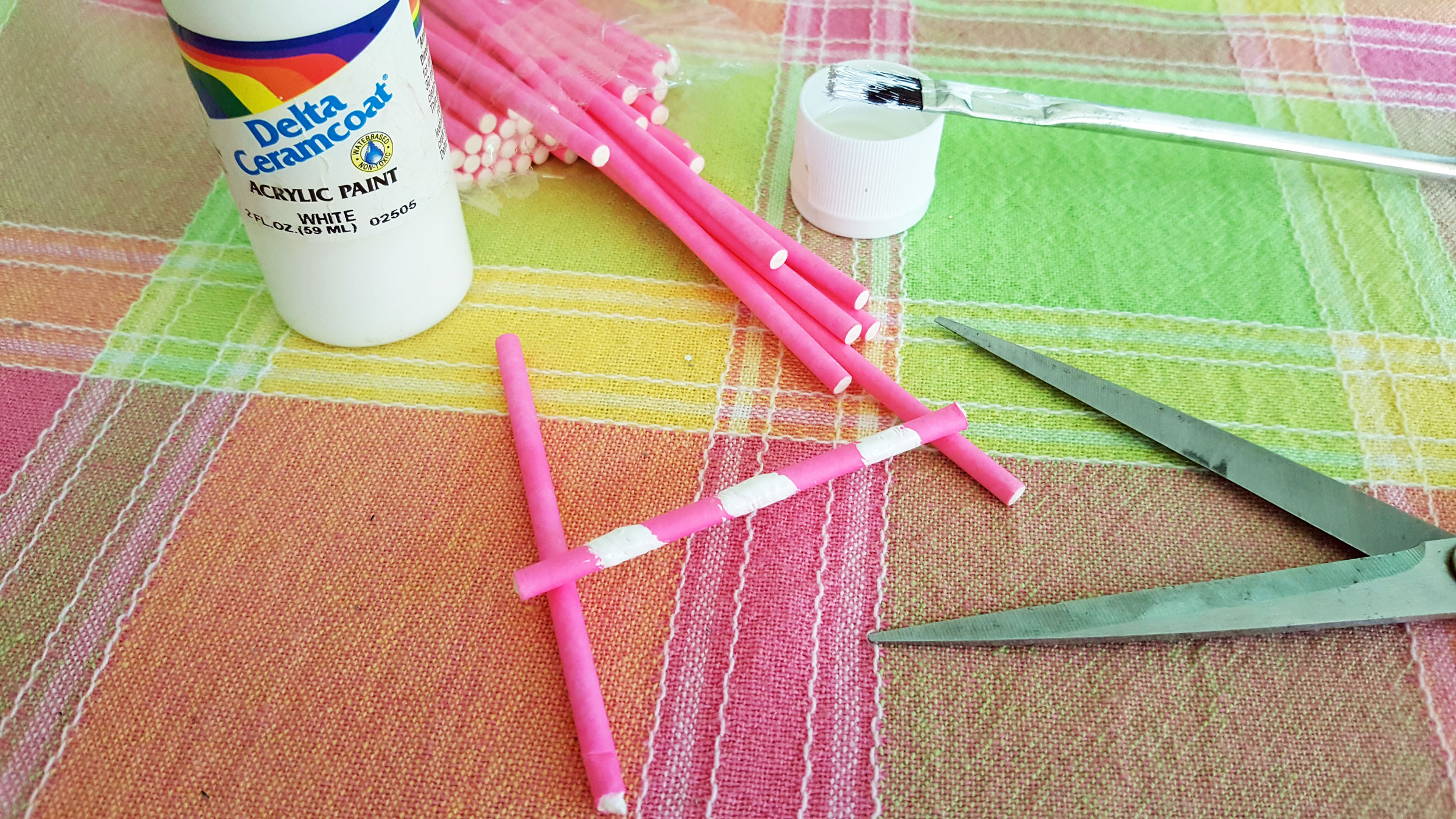 Step 4 is to paint stripes on the lollipop's stick. | OrnamentShop.com