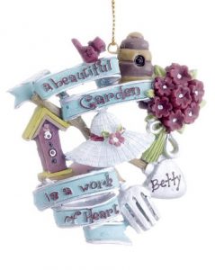 A wreath ornament that says a beatiful garden is a work of heart. | OrnamentShop.com