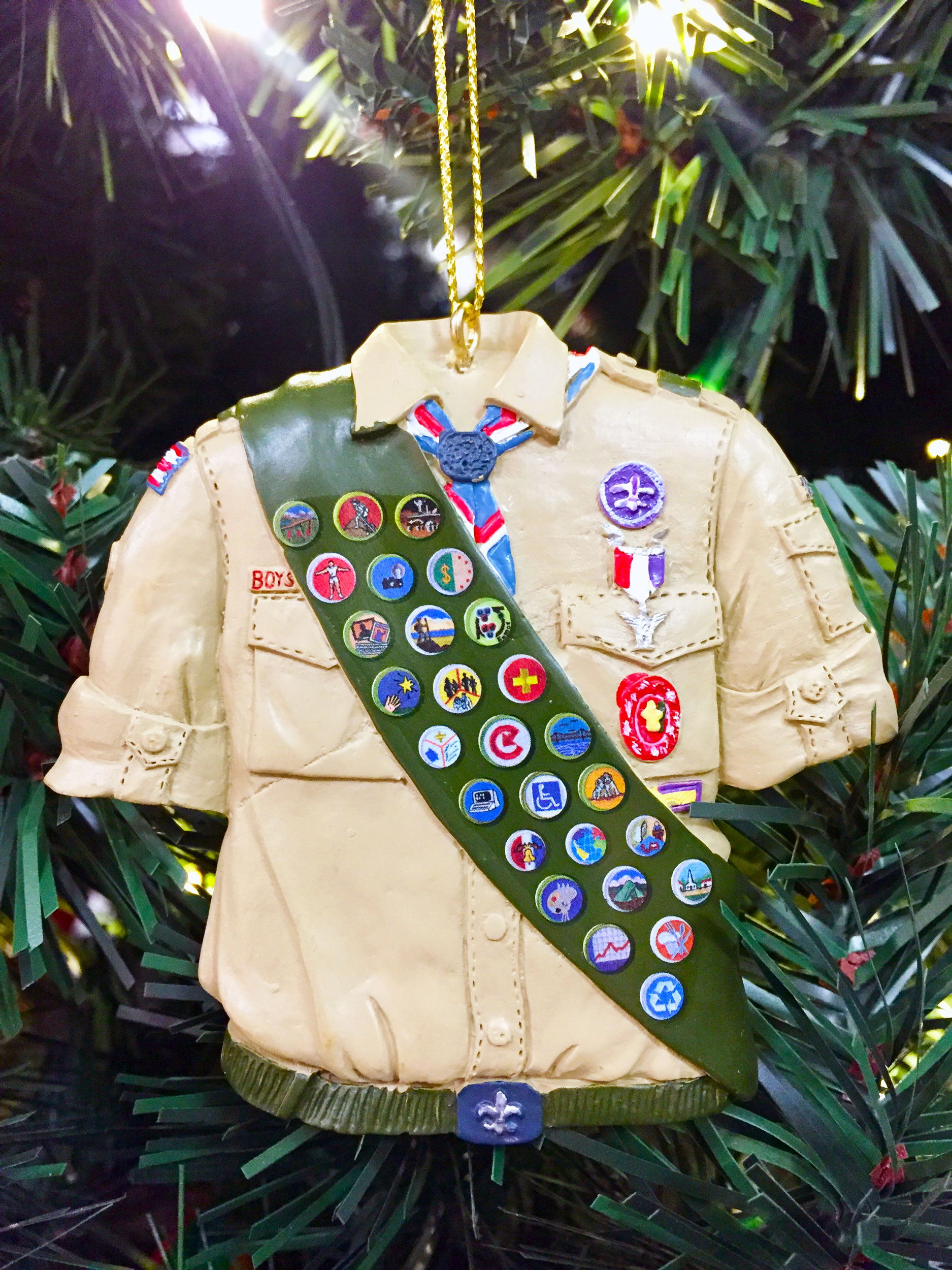 An ornament of an Eagle Scout uniform including all of the Eagle Scout badges. | OrnamentShop.com