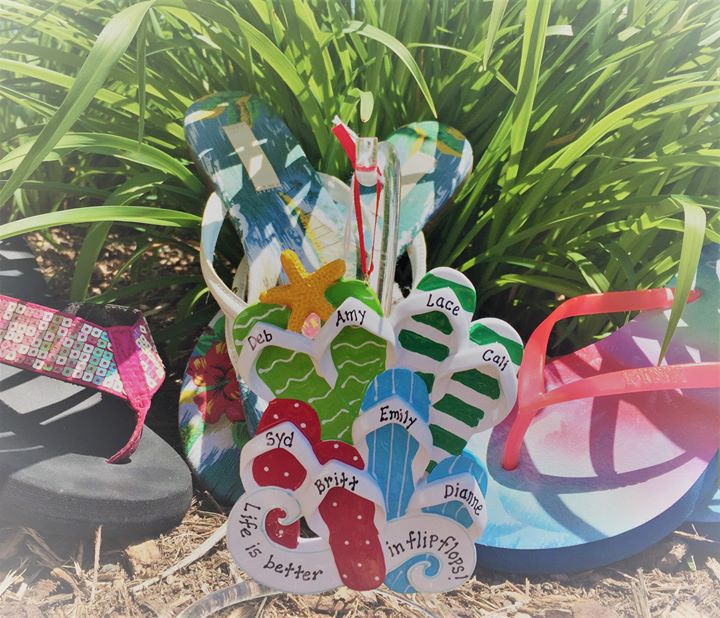 A summer vacation ornament with flip flops, personalized for each member of the family! | OrnamentShop.com
