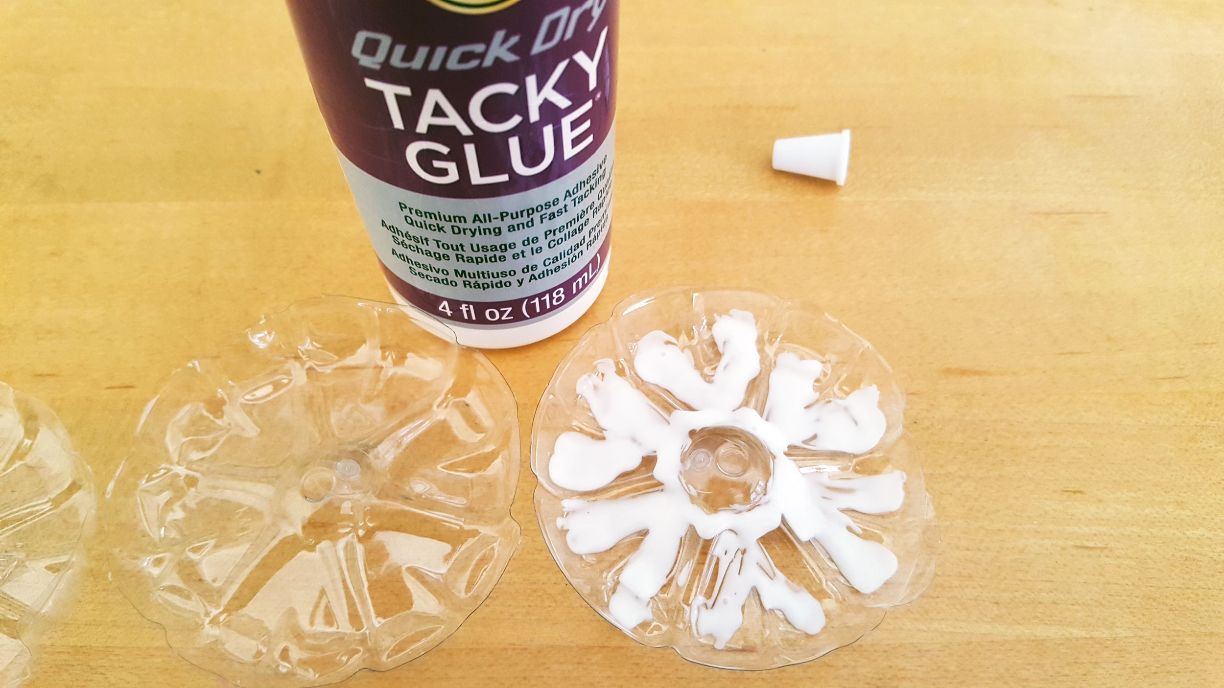 Snowflake Ornaments Step 3. Coat the inside of the bottom with glue. | OrnamentShop.com